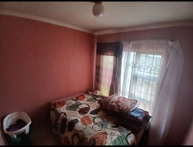 3 BEDROOM HOUSE FOR SALE IN EVATON WEST